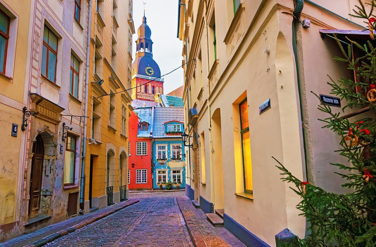 Studierejser til Riga - gade mellem huse
