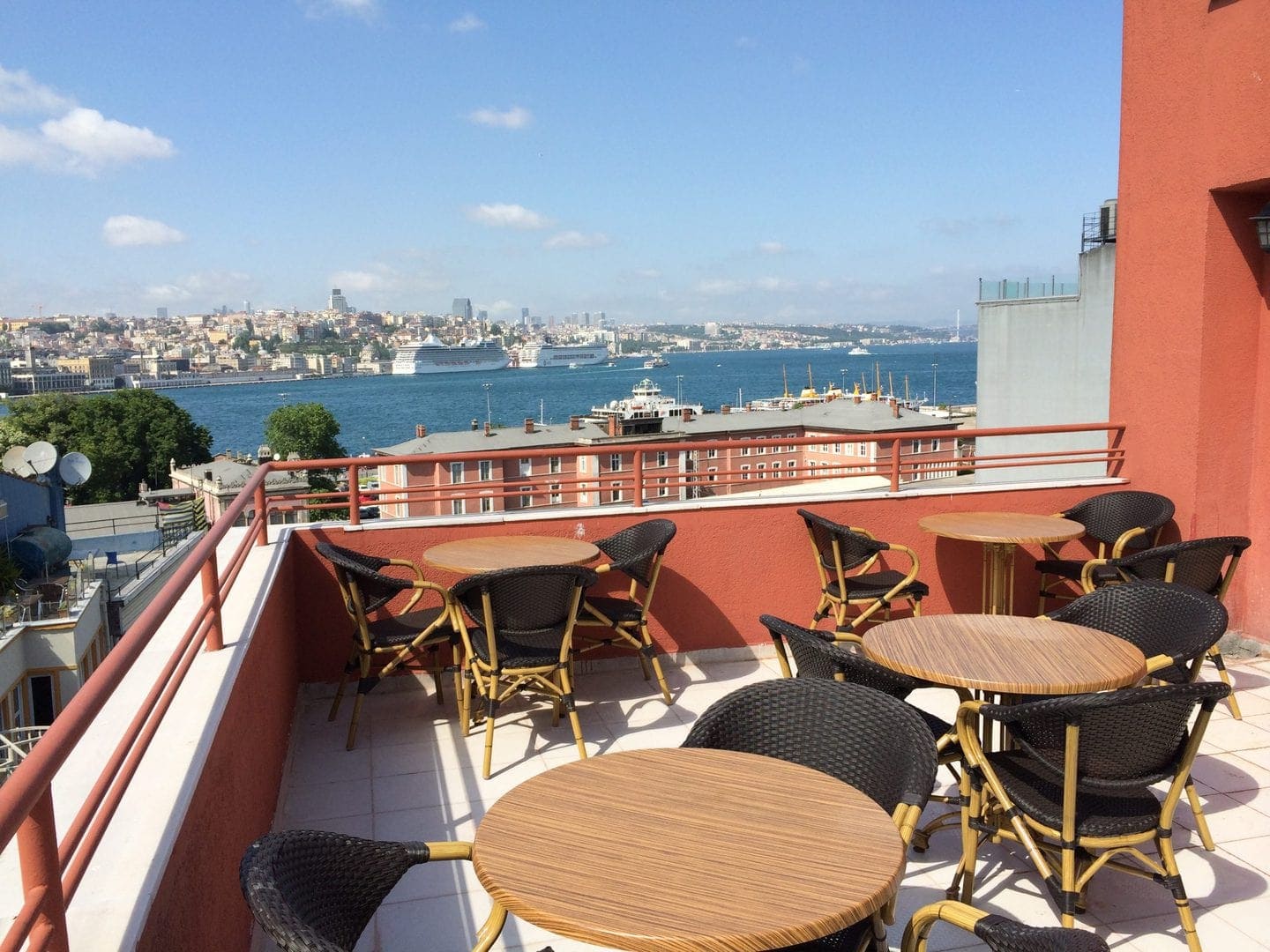 Hotel Akcinar - Istanbul - studietur - AlfA Travel - tagterasse