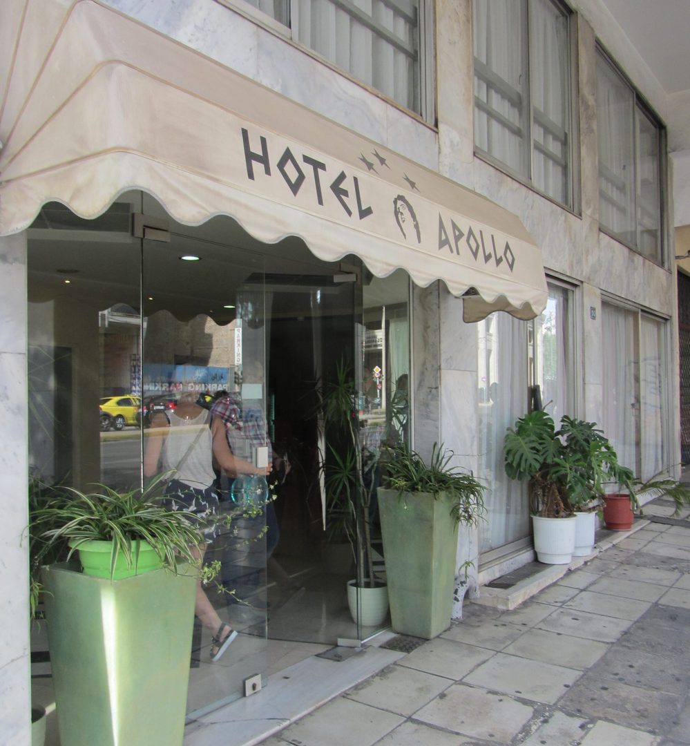 Apollo _ Athen - studierejse - AlfA Travel - facade - indgang
