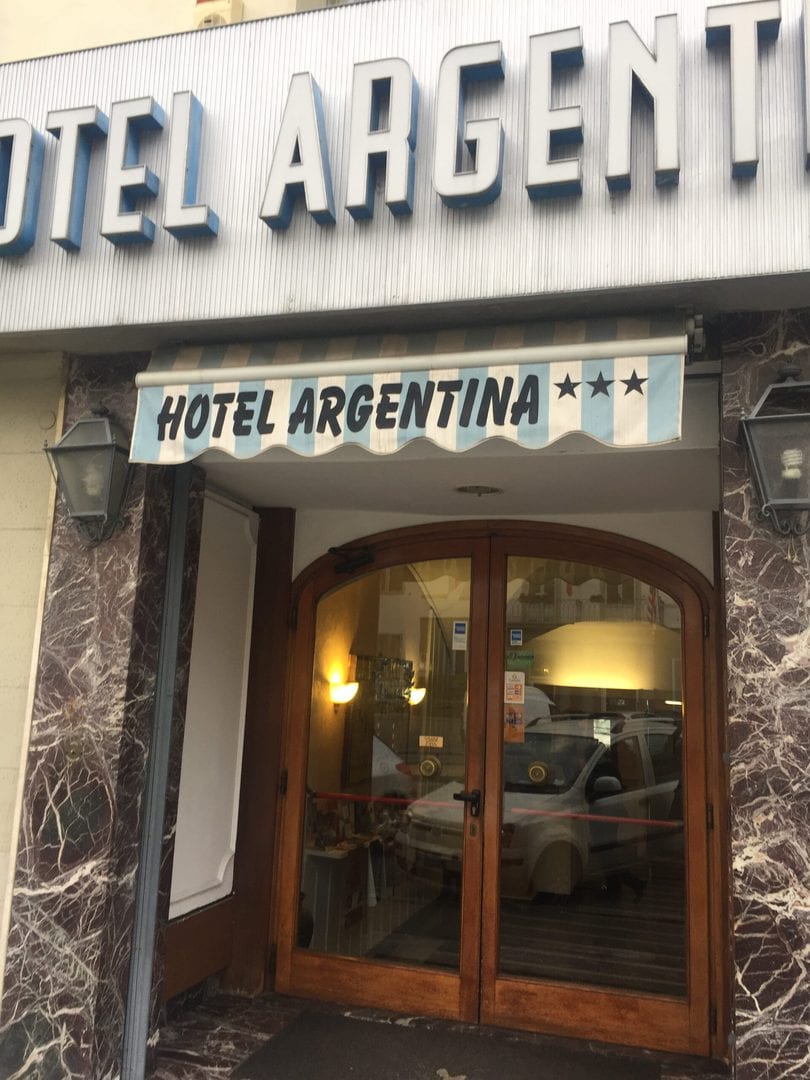 HotelArgentina-Firenze-Studierejser-alfatravel-indgang